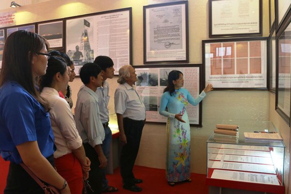 Exposition sur Hoàng Sa et Truong Sa à Binh Phuoc - ảnh 1